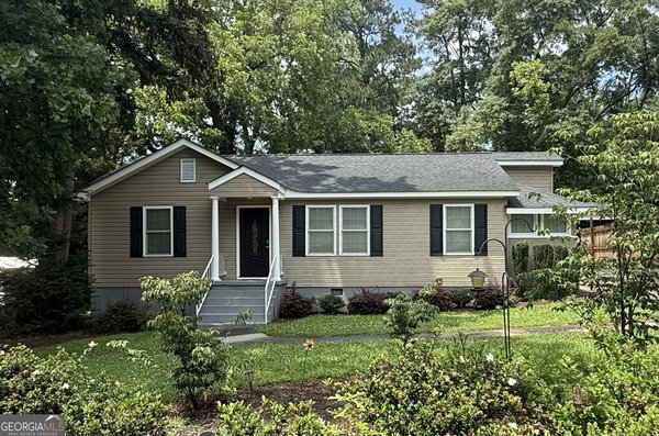 107 Schaefer Court, Toccoa