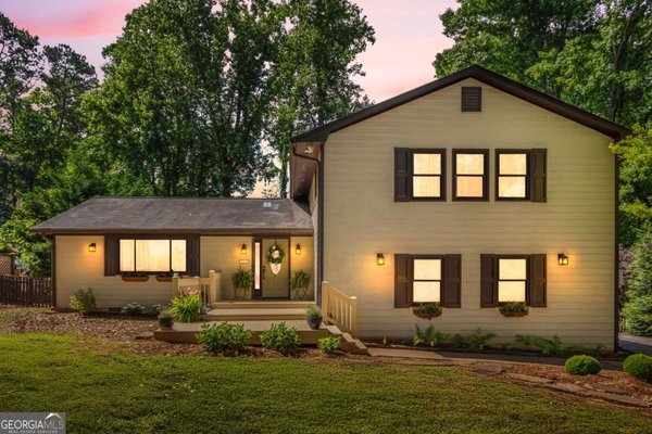 2262 Stag Run, Suwanee