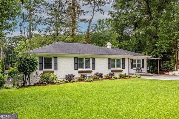 2299 Vistamont Drive Decatur