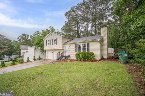 3809 Valley Brook Road, Snellville
