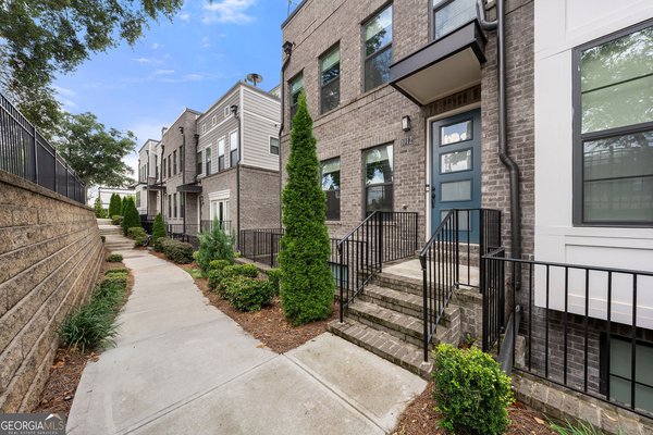 1012 Burnside Drive, Atlanta