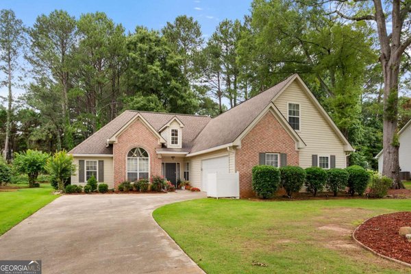 435 Crosshaven Way Mcdonough