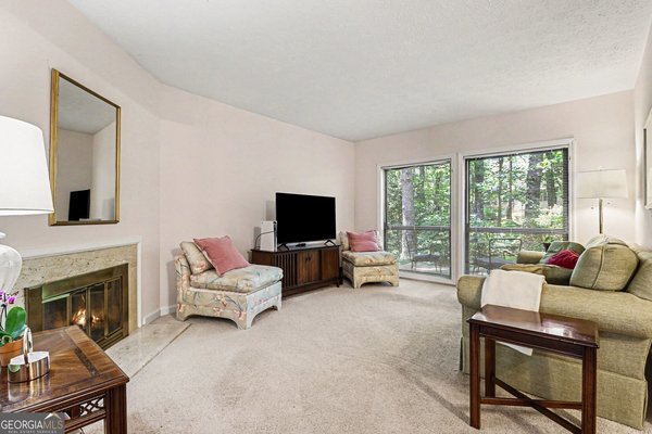4862 Twin Lakes Trail, Atlanta