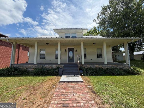 17 Town Square Road Morganton
