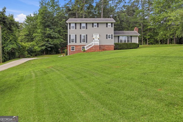 18 Foxdale Circle, Toccoa