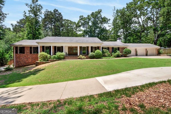 2085 Mount Paran Road, Atlanta