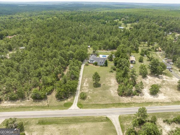 1322 Hamlin Road, Lizella