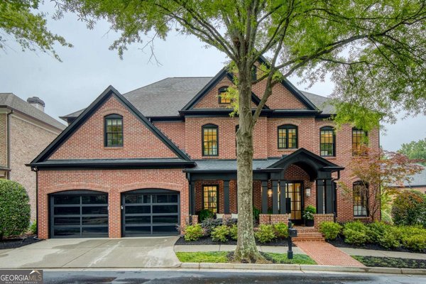 2975 Woodvale Court, Alpharetta