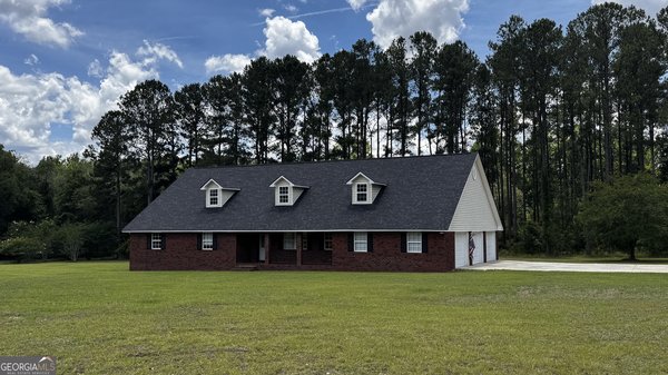 144 Live Oak Lane, Claxton