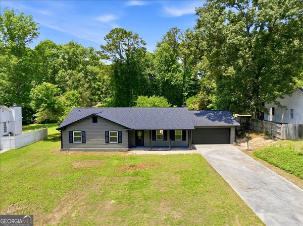 2115 Lost Forest Lane, Conyers