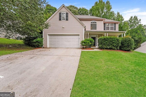 827 Shadow Lake Drive, Lithonia