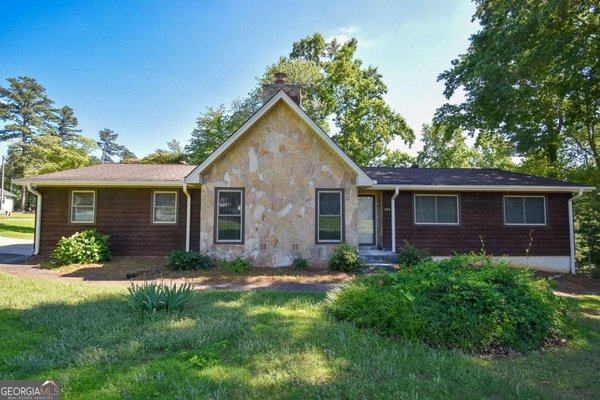243 Saint Patrick Drive Mableton