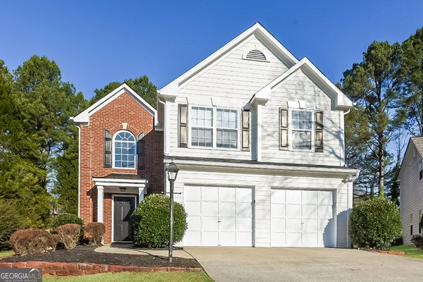 1305 Glenover Way Marietta