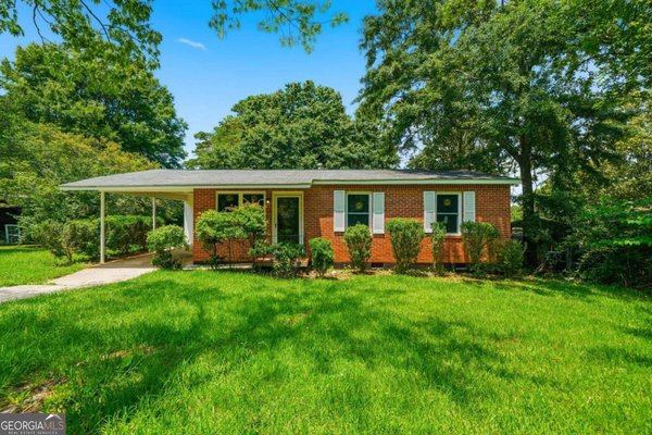 4913 Bartlett Road, Forest Park