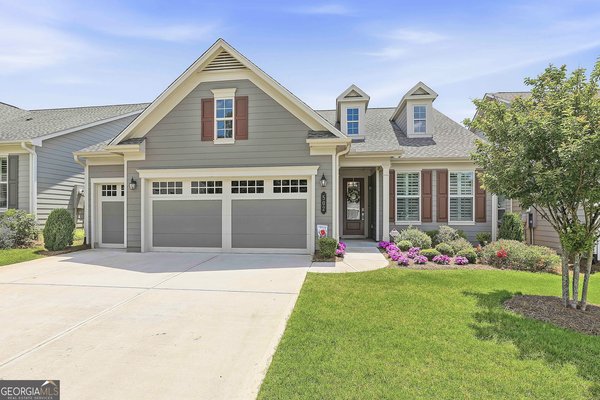 502 Hazelnut Drive, Peachtree City