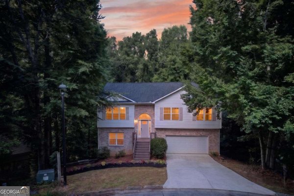 9917 Silver Leaf Court Douglasville