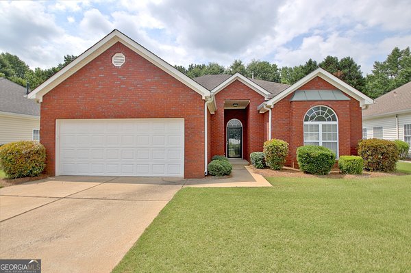 385 Autumn Glen Circle, Fayetteville