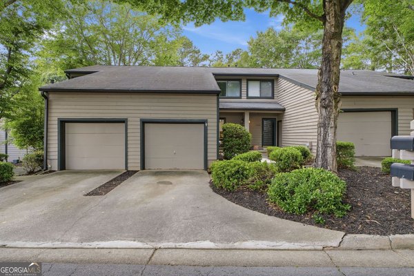 5005 Gardenia Circle, Marietta