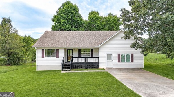859 Buck Boulevard, Calhoun