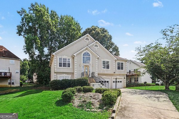 715 Sylvia Court, Riverdale