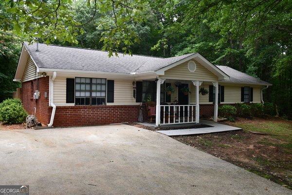 1070 Ola Road, McDonough
