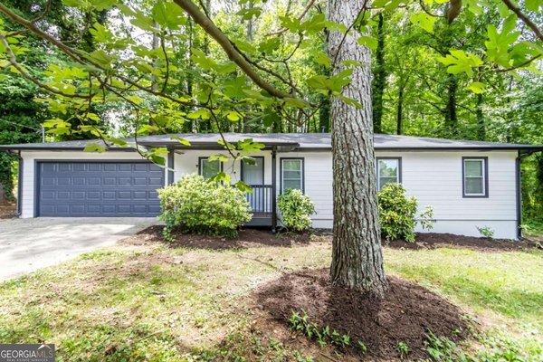 4010 Kennesaw Drive, Kennesaw