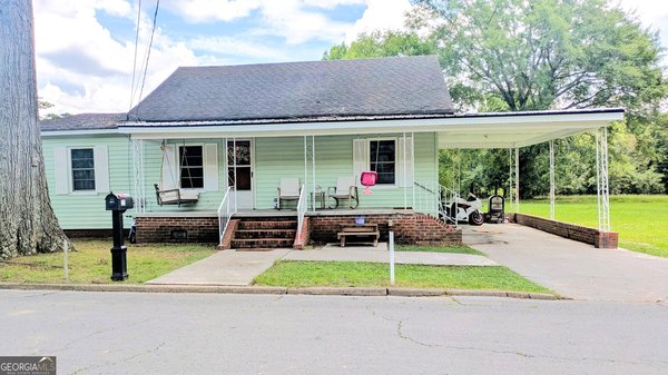 223 Seventh Street, Trion
