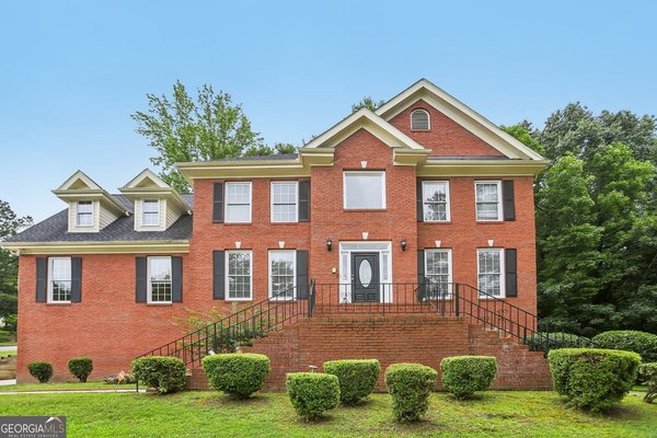 1811 Lake Cove Drive, Atlanta