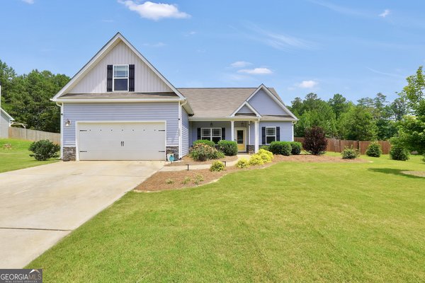 1003 Holliday Pass, Griffin