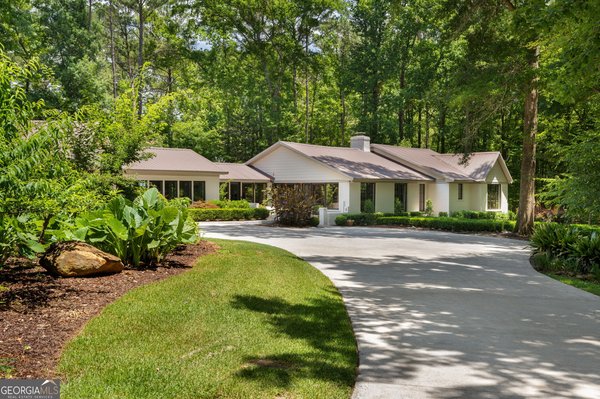 6875 Colaparchee Road, Macon
