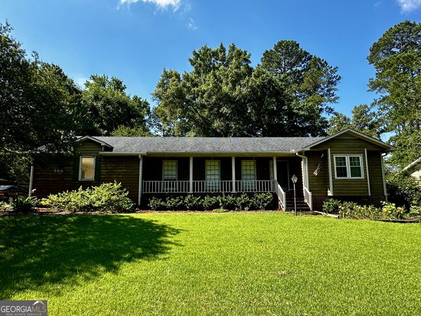668 Summerwind Drive, Macon