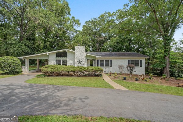 6 Virginia Circle Cedartown