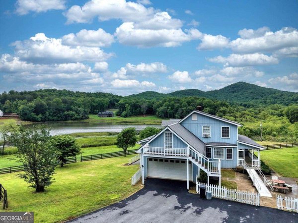 838 Tay Walk Way Hiawassee