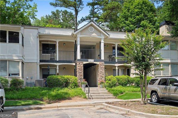 main picture of 1615 Wingate Way, Sandy Springs
