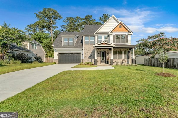 1105 Woodland Pooler