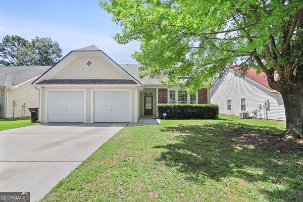 76 Camden Way, Fairburn