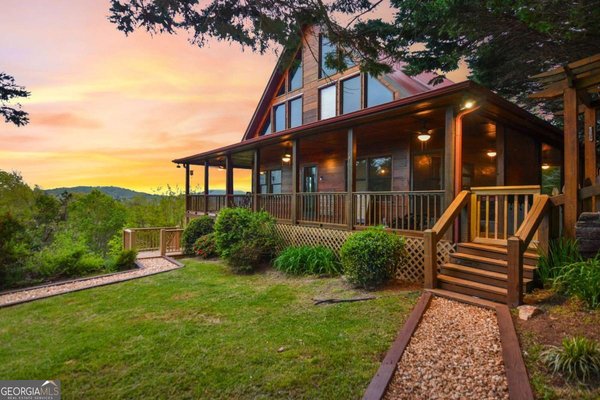 48 Lookout Drive, Blue Ridge