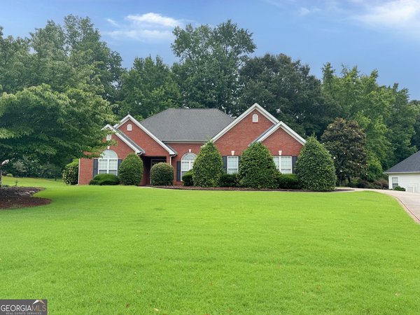 75 Wentworth Way Newnan
