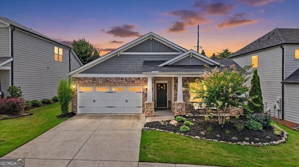 620 Shadow Moss Avenue, Canton