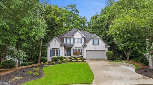 main picture of 5950 Waterford Place, Suwanee