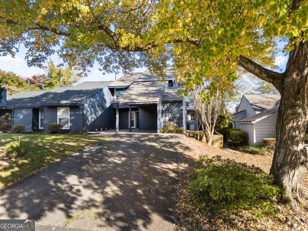 144 Woodhaven Way, Alpharetta