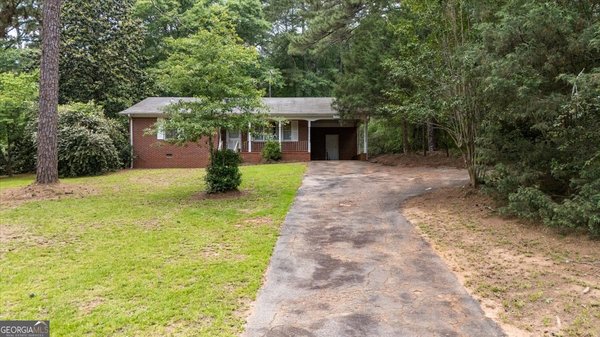 681 Highway 42, Forsyth