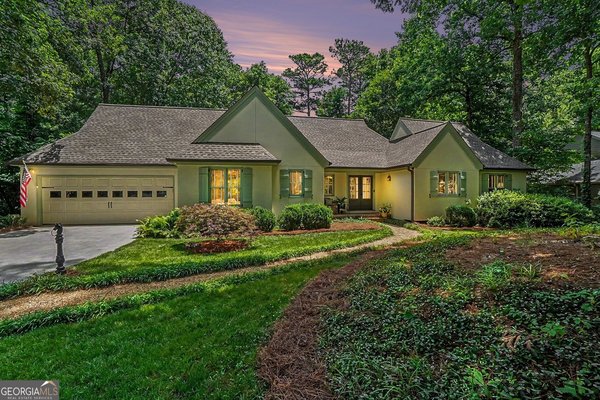 5168 Sandlewood Court, Marietta