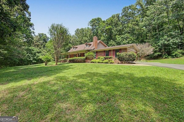 403 SEQUOYAH Circle, Calhoun