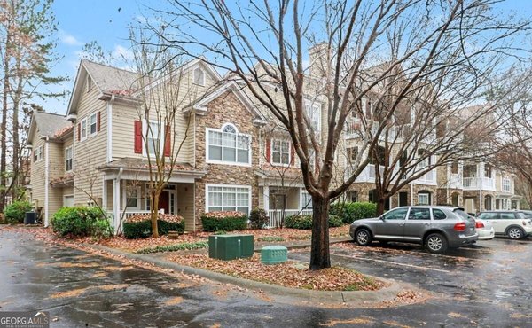 933 Sandringham Drive, Alpharetta