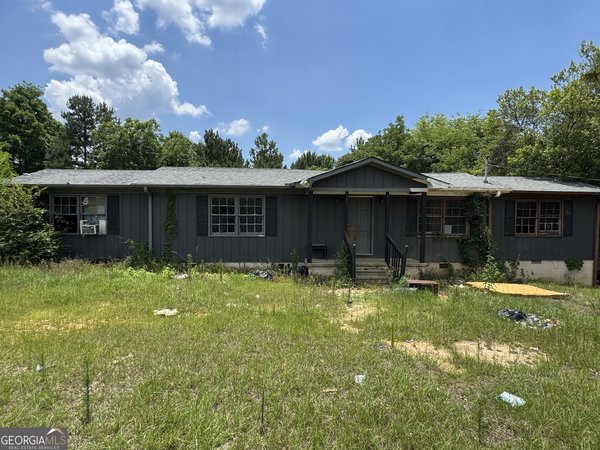 186 57 Highway, Macon