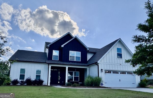 14 Dayton Way, Sharpsburg