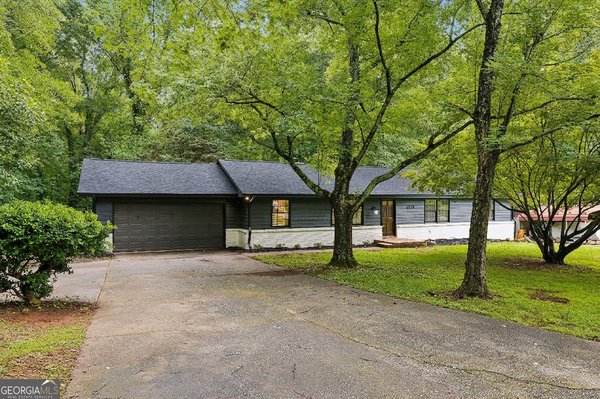 4579 Tudor Castle Drive, Decatur