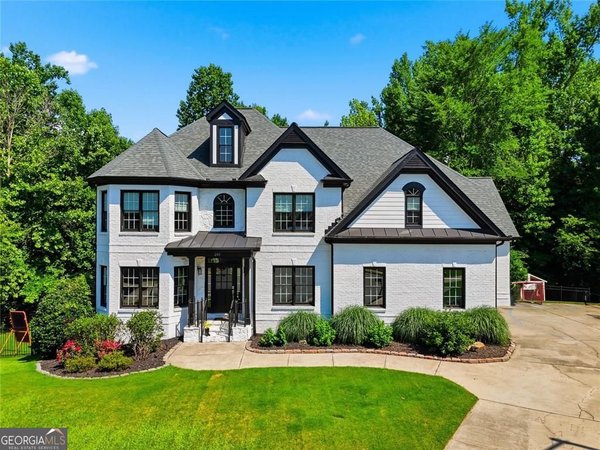 205 Stillwater Glen Woodstock