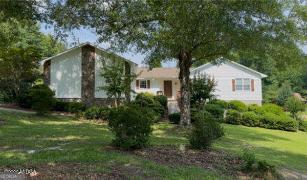 2777 Glen Echo Drive Macon